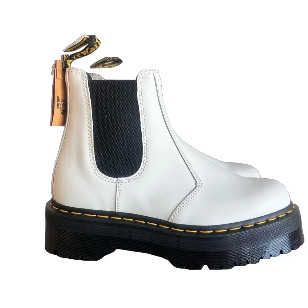 NEW Dr. Martens Unisex 2976 Quad Boot Size 8 or 9 #338A